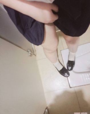 窝窝午夜紫夜看片影院